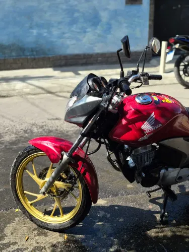 Titan mix 150 esd, troco em carro do meu interesse 