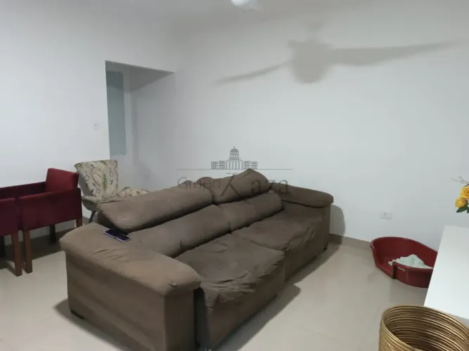 Oportunidade - Casa - Vila das Flores - 3 Dormitórios - 130m².