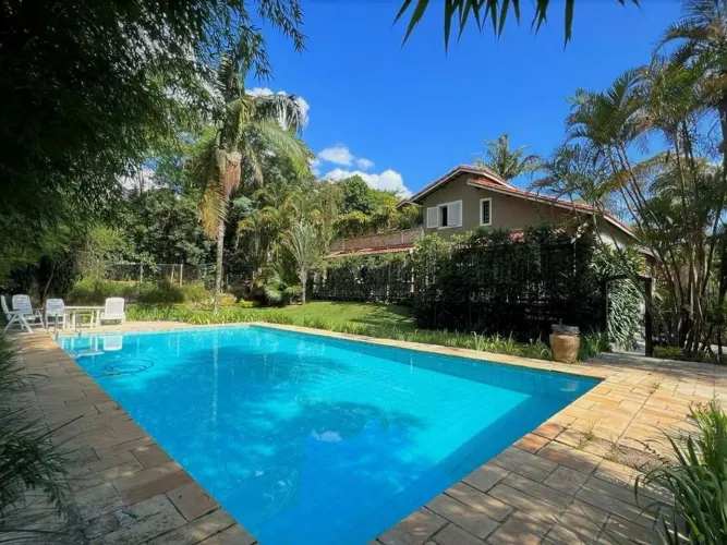 Casa de condomínio em Rua Sumaré - Chácara Granja Velha - Carapicuíba/SP