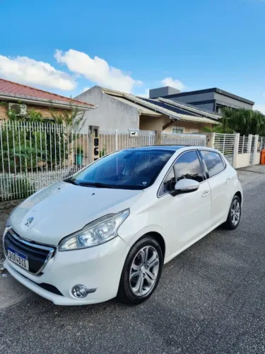 Peugeot 208 Griffe 1.6 Flex 16V 5P Aut. 2015