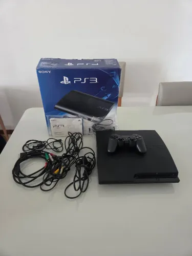 PlayStation 3 Slim 500GB + Controle Original Novo + Caixa e Acessórios (HDMI com defeito)
