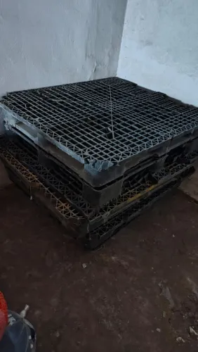 Kit de 7 Pallets para Galpões