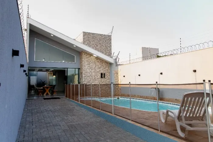 Alugo imóvel direto com o Proprietário (Só tem um Quarto no imóvel)