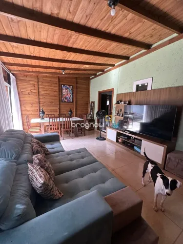 Imóvel 91856 - Casa à venda 900m da praia na região sul dos Ingleses, próxima ao Costão do