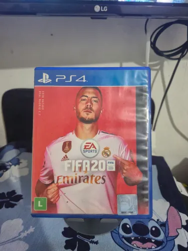 JOGOS DE PS4 E PS4 PRO FUTEBOL E CORRIDA