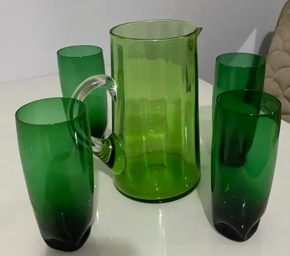 Vendo lindas peças louças de cristais,ótima oportunidade de adquirir todas essas peças.