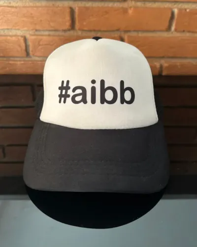 Boné Ai Bebê