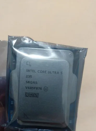 Processador Intel Core Ultra 5 235