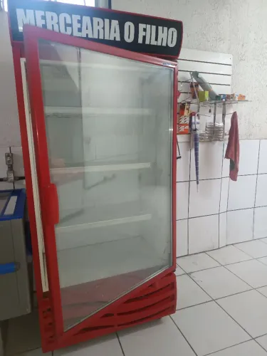 Geladeira larga