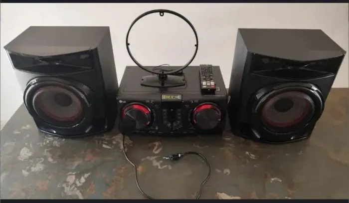 Vendo som residencial mini system LG