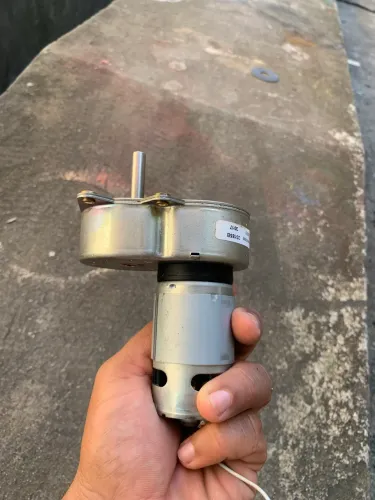 Motor elétrico 24v com redução 
