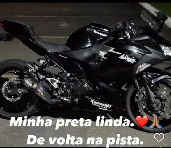 Moto ninja Kawasaki 400 cc