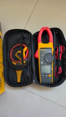 Alicate Amperimetro Fluke 376 FC novo, na caixa, valor R$ 1800,00