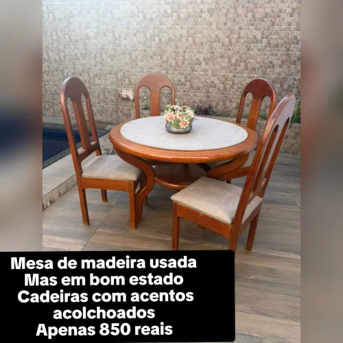 Mesa de madeira 