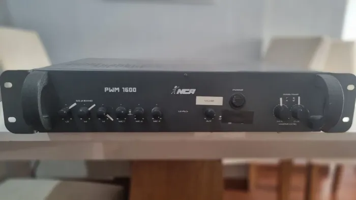 Amplificador NCA PWM 1600 - 400W RMS - Perfeito Estado
