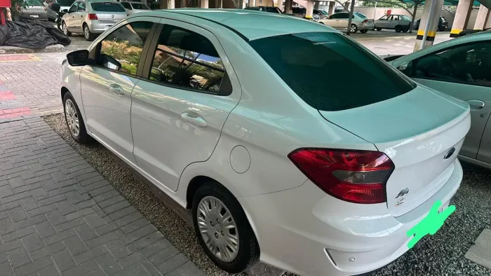 Ford KA 1.5 Sedan SE Plus 12V Flex 4P Aut. 2020