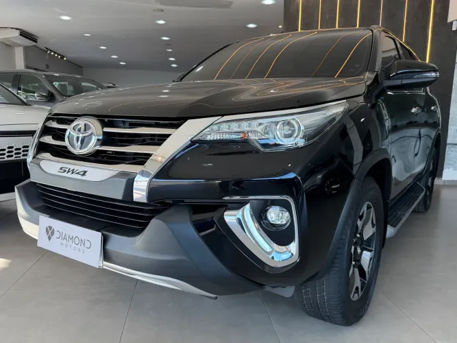 Toyota Hilux SW4 SRX Diamo. 4X4 2.8 TB DIE AUT 2019