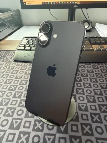 iPhone 16 - 128Gb - Bateria 100% Garantia até 2/27
