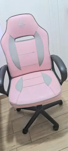 Cadeira Escritório/Gamer Rosa Usada Cidade de Tatuí