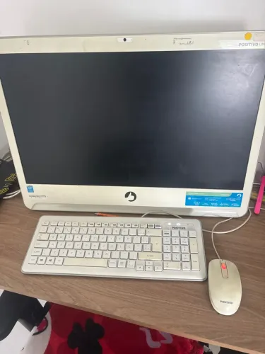 Computador all in one positivo
