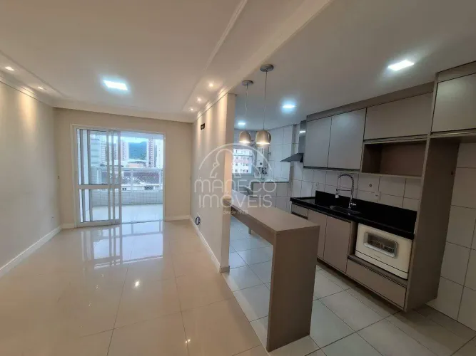 Apartamento à venda, 2 quartos, 1 suíte, 1 vaga, Vila Valença - São Vicente/SP
