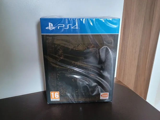 Dark Souls Trilogy PS4