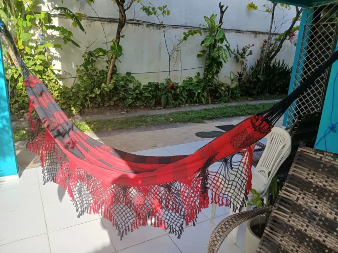 Rede para casal tipo couro de boi vermelho com preto 100% algodao