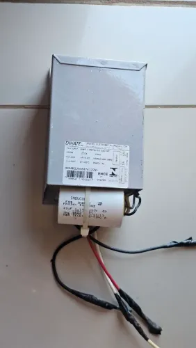 Reator para Lâmpada Vapor Metálico 400W 220V Dinatel