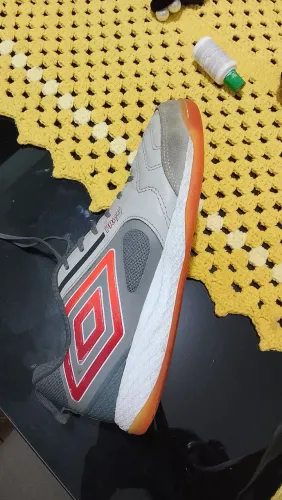 Chuteira umbro pro 5 bump