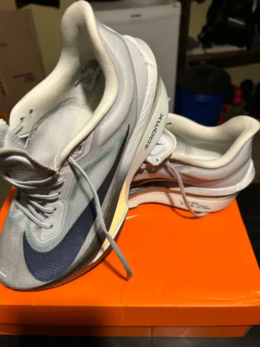 TÊNIS ZOOM FLY 6 EXTREMAMENTE NOVO