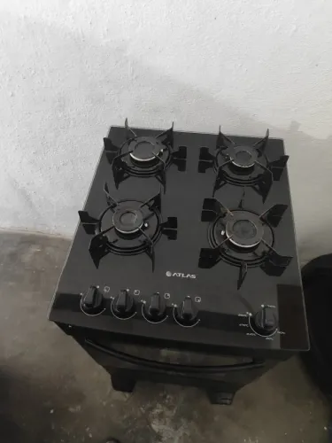 Vende-se fogão 4 bocas 