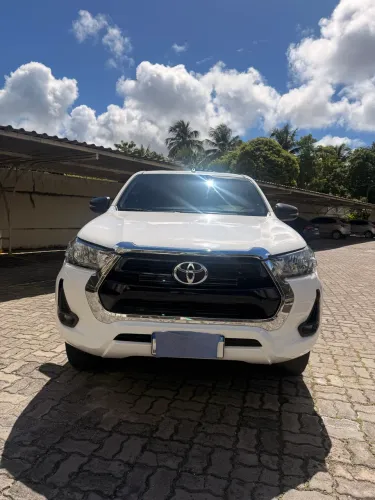 Toyota Hilux CD 4X4 2.8 Diesel Mec. 2023