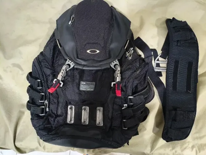 Oakley Kitchen Sink
