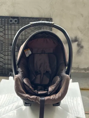 Vendo bebê conforto