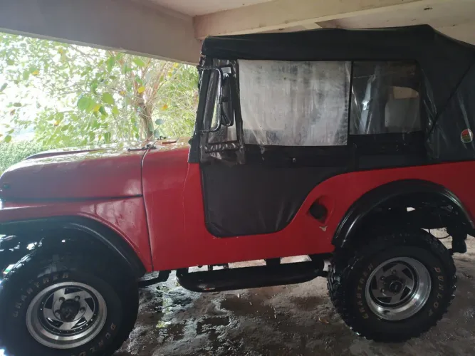 Ford Willys Rural 4X2 1975