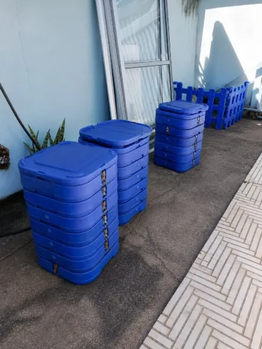 Hotbox Marmibox Caixa Térmica P/marmitex  C/tampa, CHAMA NO ZAP  - *