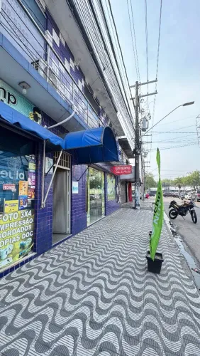 ALUGA-SE SALA COMERCIAL