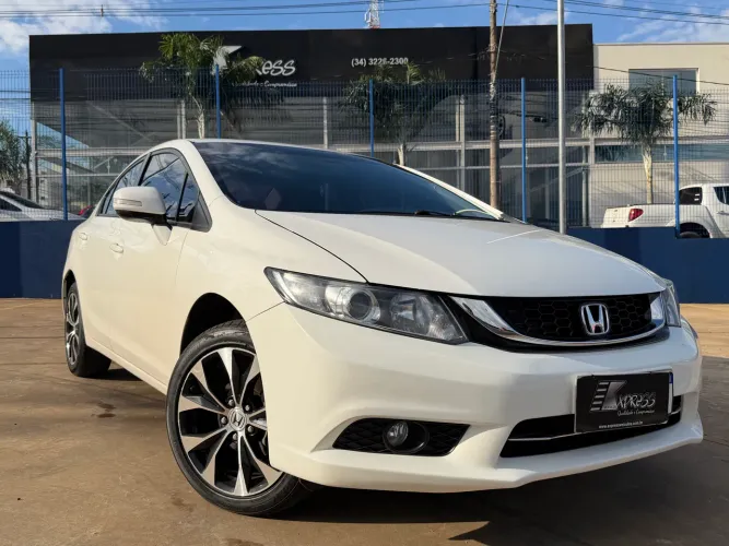Honda Civic Sedan LXR 2.0 Flexone 16V Aut. 4P 2016