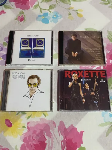 Vendo CDs Elton John e Roxete