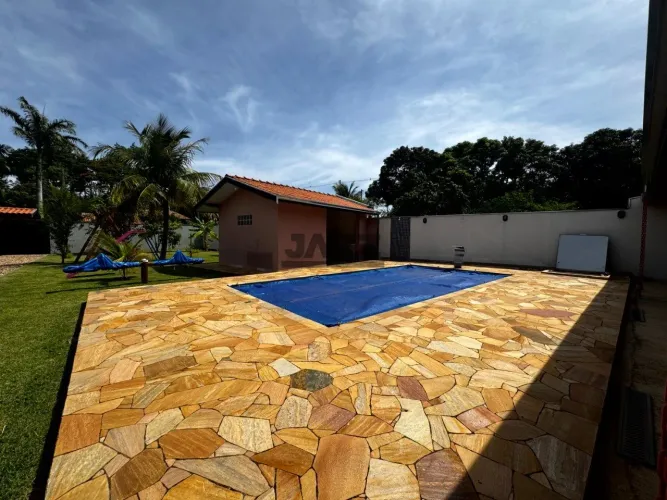 Chácara à venda em Santana, com 211m² de área construída, 2 quartos, piscina, área gourmet