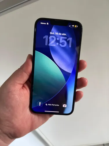 iPhone 16e