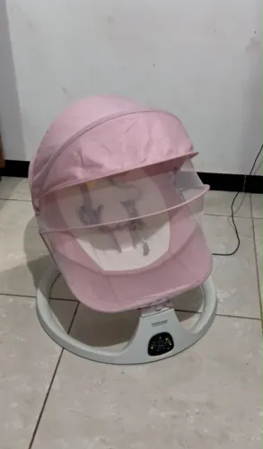 CADEIRA AUTOMÁTICA PARA BEBÊ NA COR ROSA ? ?