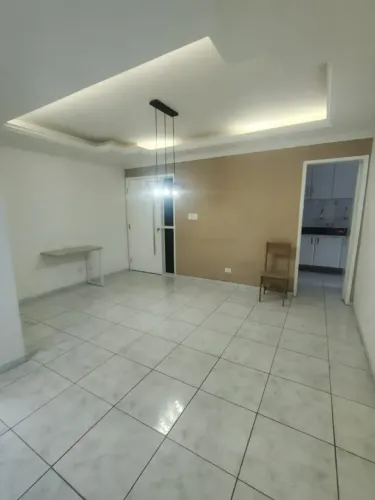 Imóvel para aluguel possui 130 metros quadrados com 3 quartos