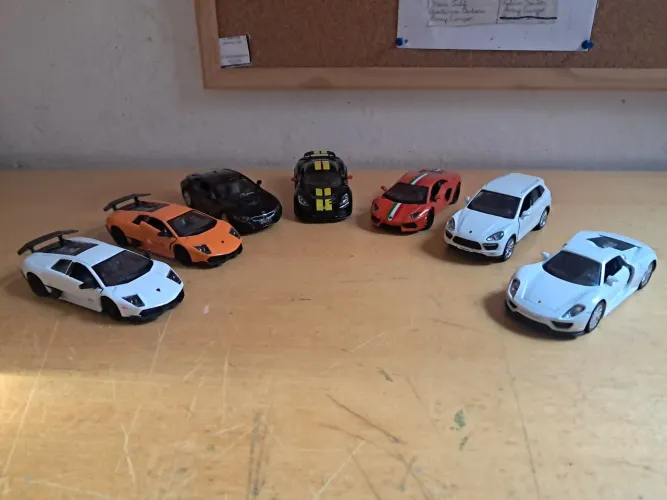 Kit 7 miniaturas de carros esportivos 1/38