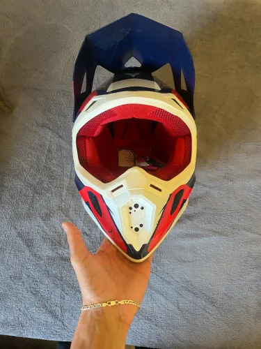 Capacete ASW