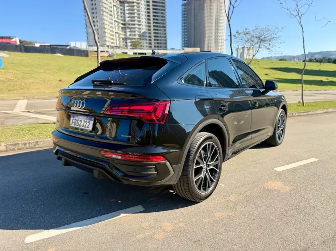 Audi Q5 Spb. S-line Black 2.0 TFSI Qua.s-tron 2022