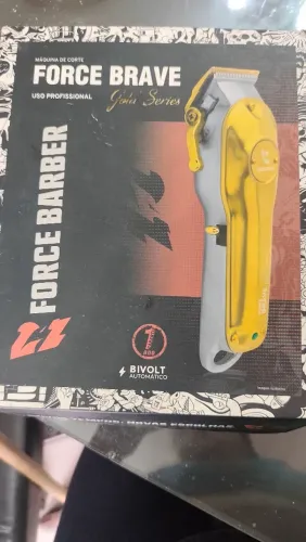 Vendo máquina de corte de cabelo profissional.