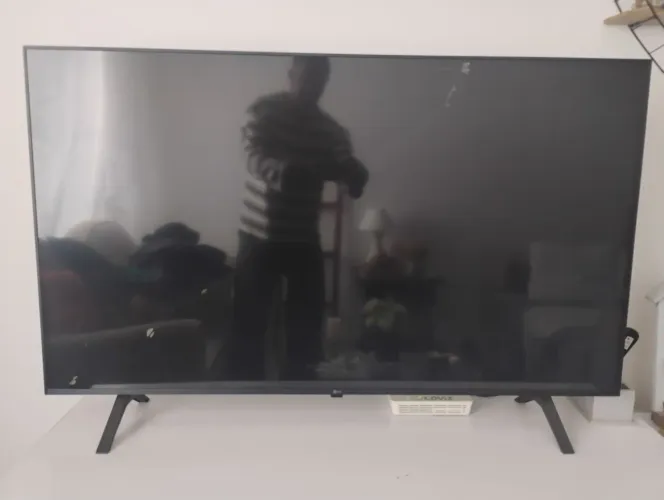 Tv led LG 4k 49 polegadas tela rachada