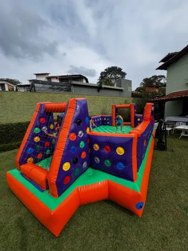 Futebol de sabão 8x4 3 em 1 novo