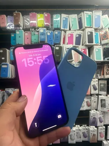 iPhone 12